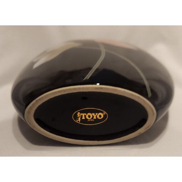 Vintage Toyo Japan Black Porcelain Vase with Peach Floral Design, Mid-Century - Picture 3 of 6